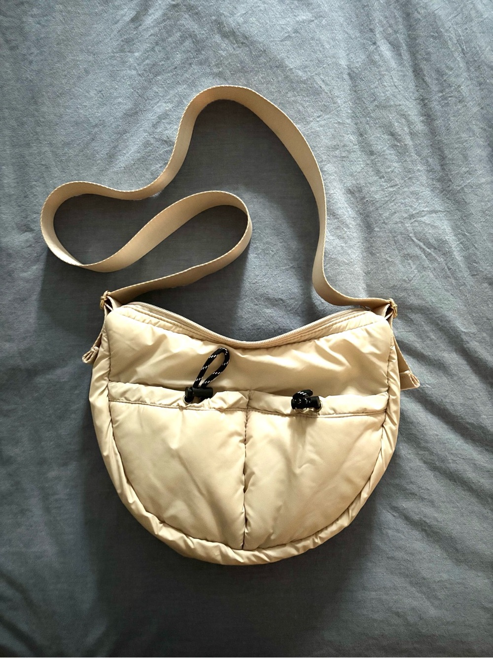 Rad Rev Moon Bag in cream